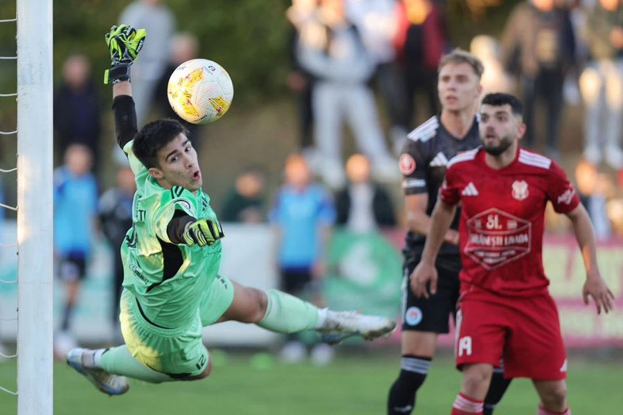 The story of the day in the Cup » The son of the former first league goalkeeper, starter on the field where his father became champion in 2011. He lives right across the street from the stadium!