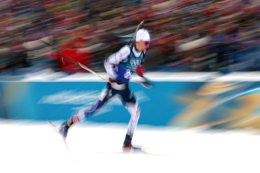 Who is the mastermind behind the success of the French biathlon relay in Milan Cortina: 