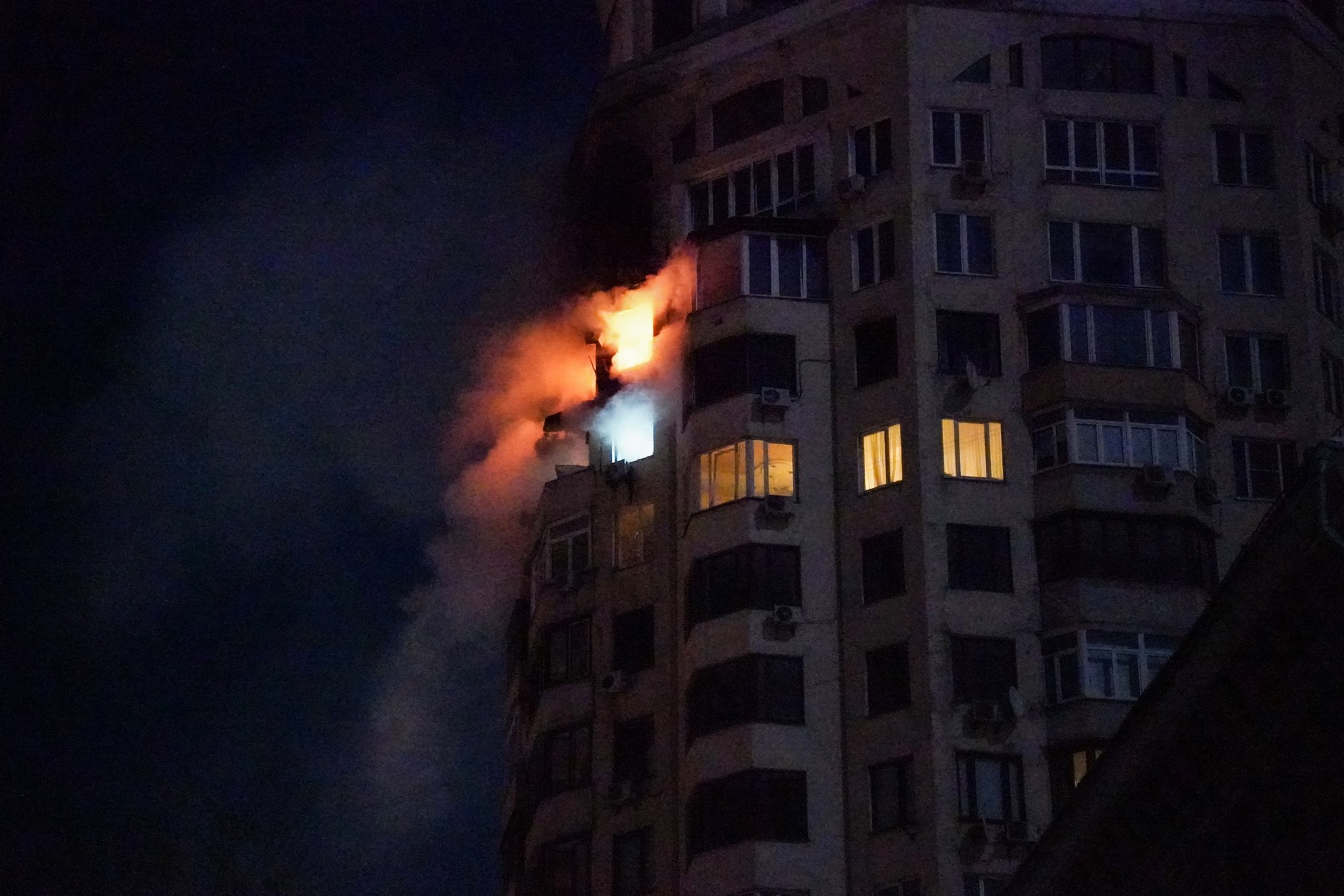 Fire after one of the Russian attacks, Kyiv, February 3, 2026.