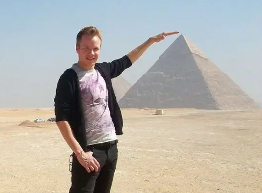 The admiration for the pyramids was short-lived