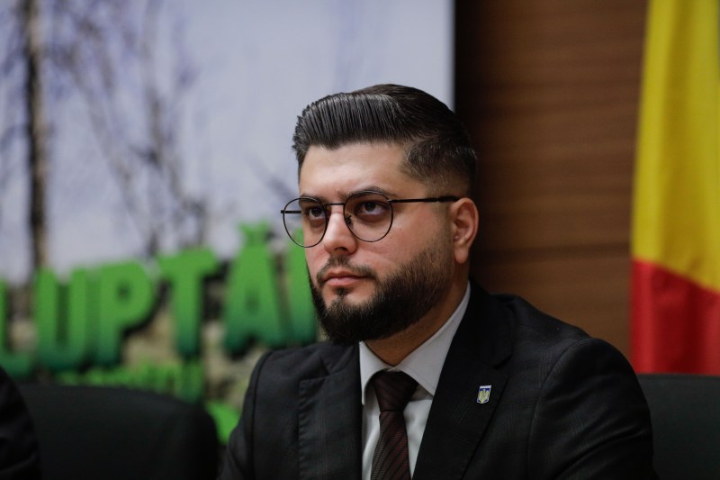 OFFICIAL Who takes over the duties of the mayor of District 3 after the DNA forbade Robert Negoiță to approach the town hall
