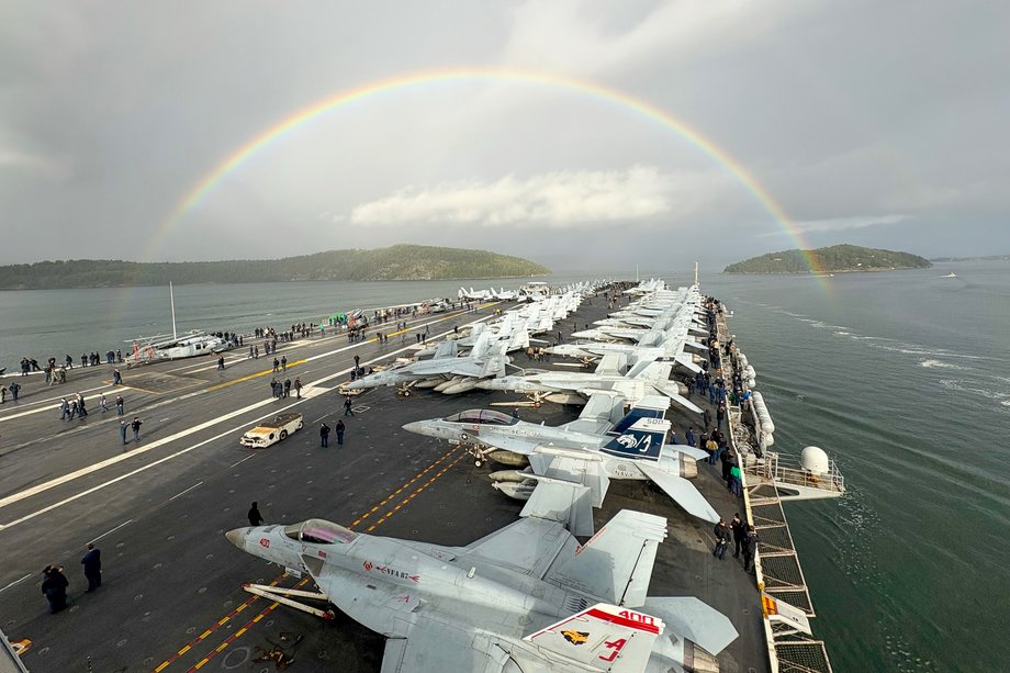 Planes on board the USS Gerald R Ford