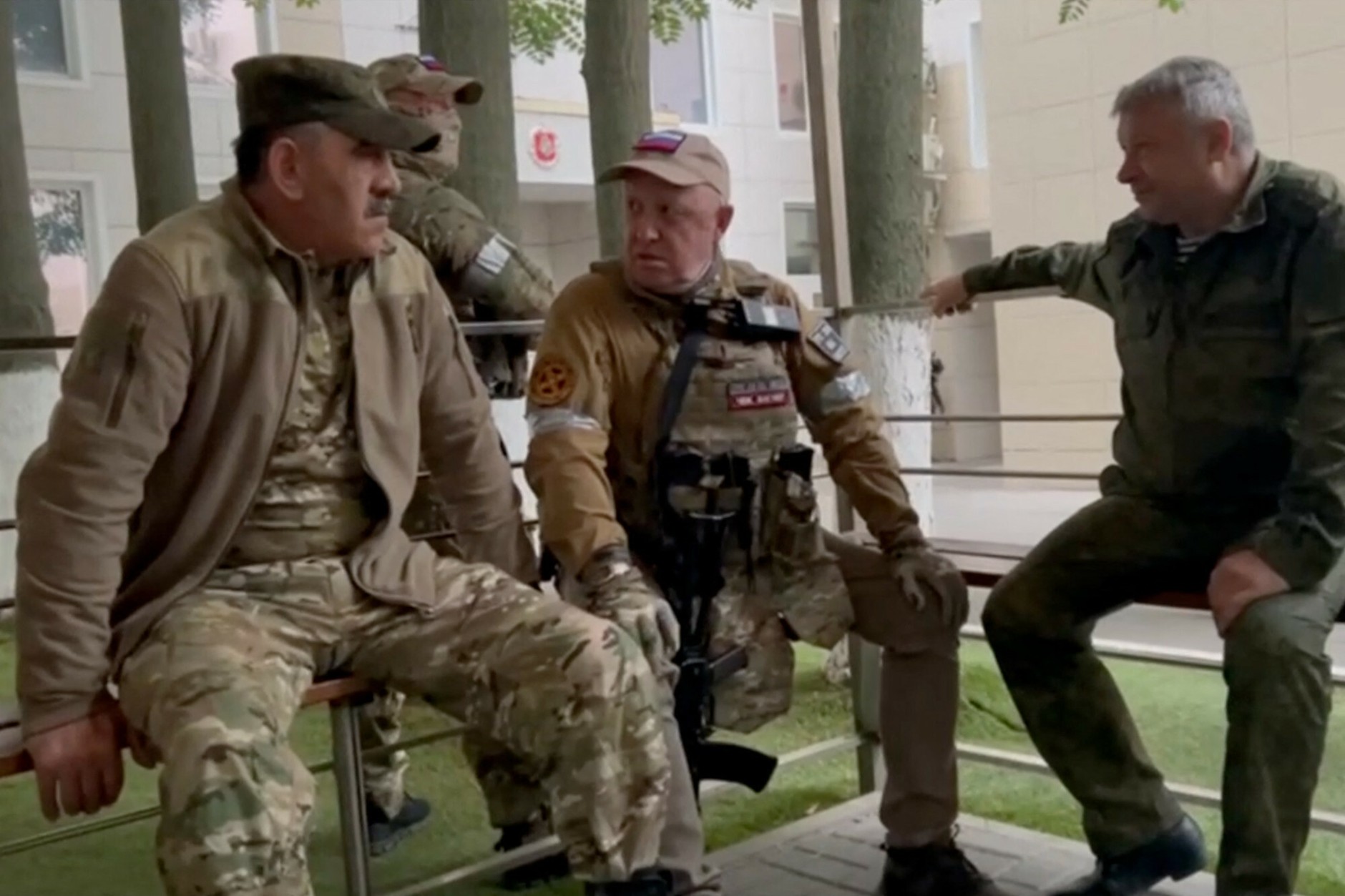 General Vladimir Alexeyev talks to Yevgeny Prigozhin, June 24, 2023.