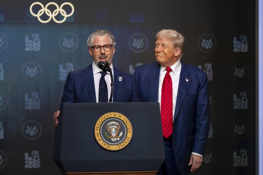 Casey Wasserman with Donald Trump, US President. Photo: Imago Unbelievable but true » A Premier League team mentioned in the Epstein files