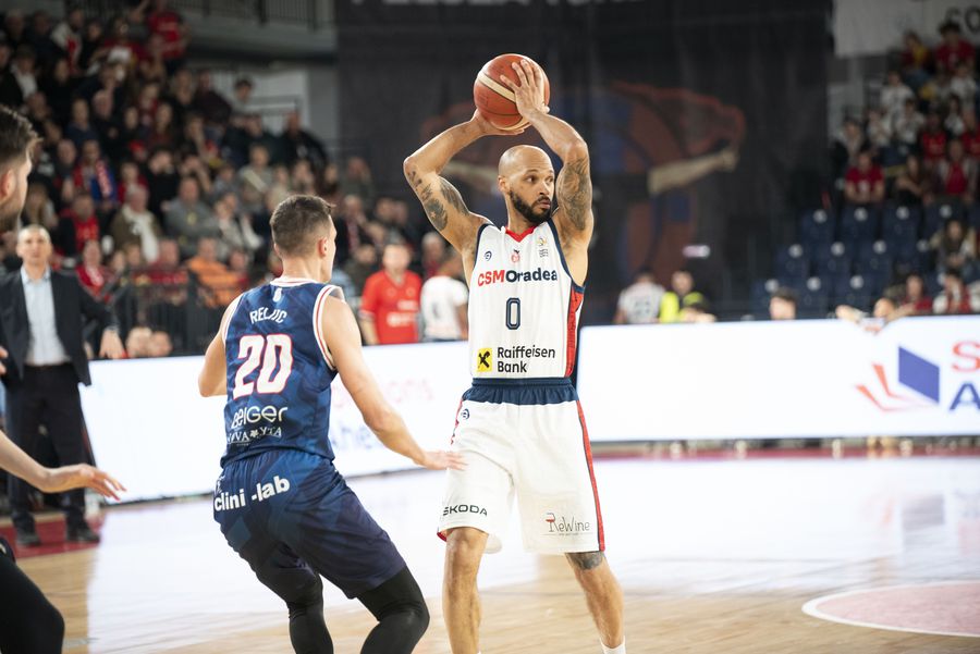 Kris Richard, the naturalized American of the Bihoren/Photo: CSM Oradea CSM CSU Oradea – U-BT Cluj-Napoca, Romanian Cup final » 4 players prefaced the Romanian basketball derby for GSP