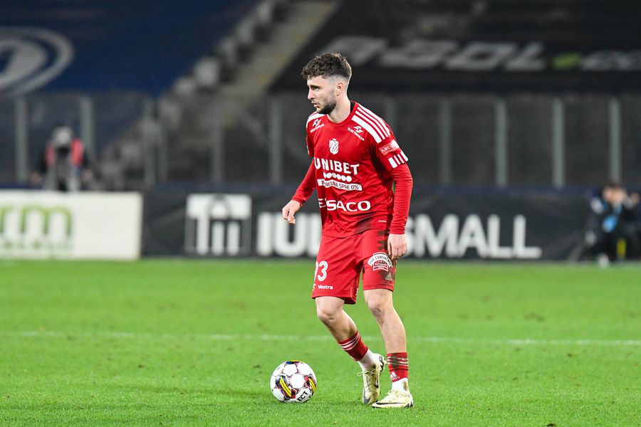 Zoran Mitrov/ Photo: Imago Ilie Dumitrescu set up a player from League 1: