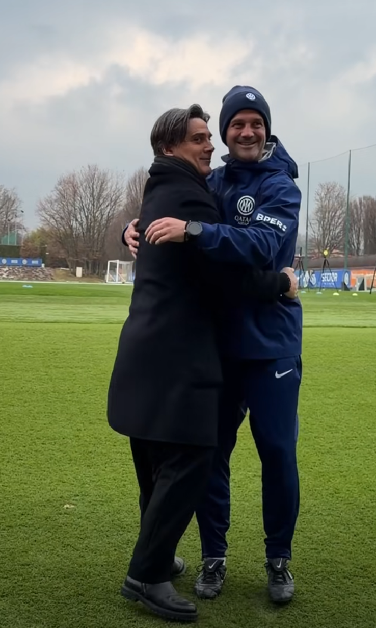 Vincenzo Montella met Cristi Chivu at Inter's training base