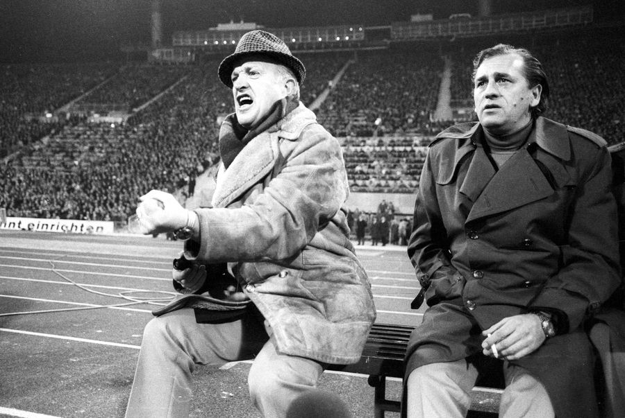 Românul care i-a tratat pe eschimoși și i-a cunoscut pe Johan Cruyff și Ștefan Kovács: „Am refuzat să-mi schimb numele și să intru în PCR!” » Amintiri de colecție: „Rășchetăm câte două beri”