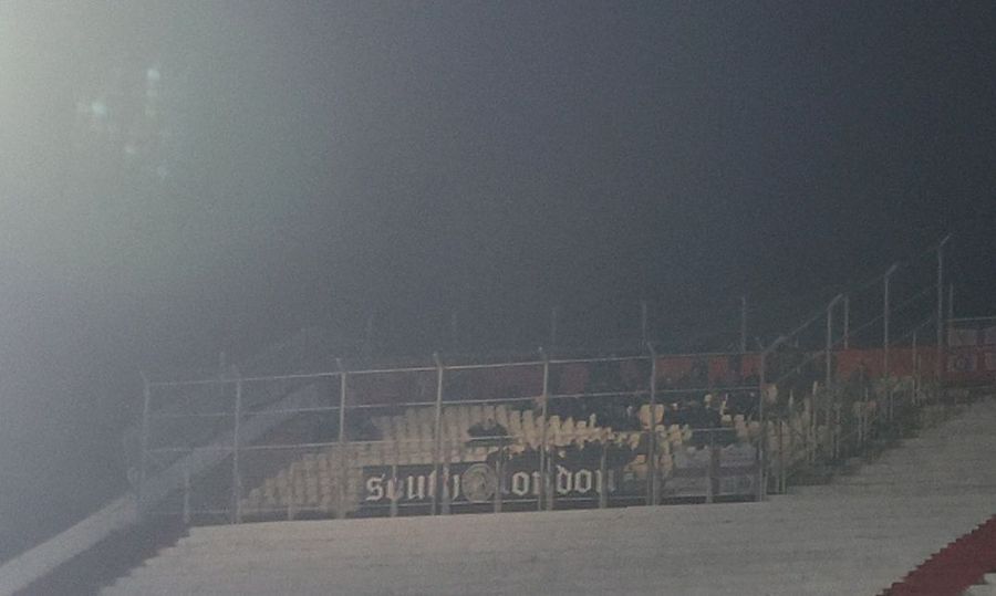 Crystal Palace fans, forced to watch the match Shock images in the Conference League! Supporters 'put in jail'
