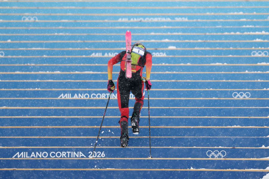 Oriol Cardona Coll in the ladder section of the ski mountaineering sprint event, 2026 Olympic Games Photo: Guliver/GettyImages Extraordinary gold for Spain at the Winter Games, only the second in history, in a sport making its debut in the Olympic program