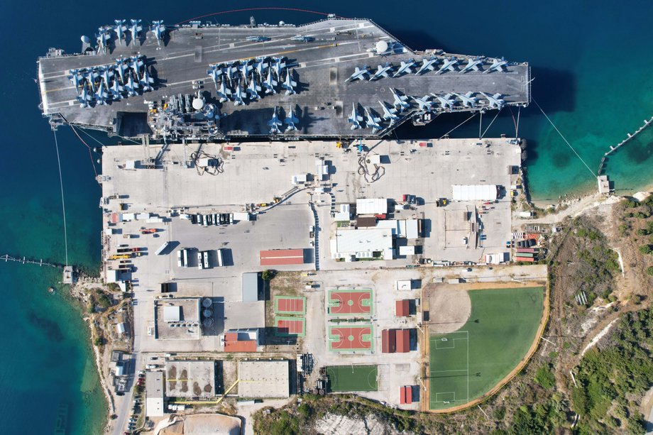 The aircraft carrier USS George HW Bush in Suda Bay