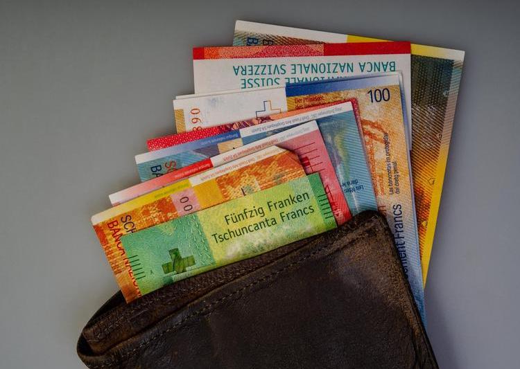 Swiss francs, Photo: Andriy Solovyov / Alamy / Profimedia Images