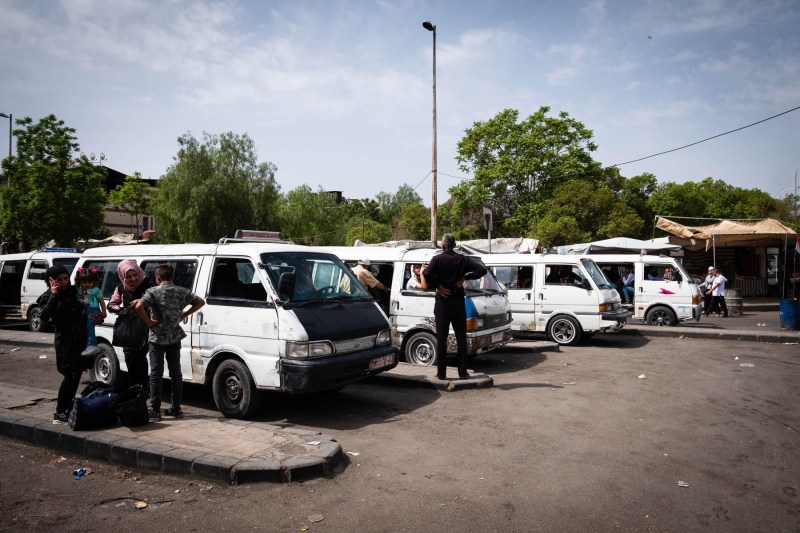 'Technical problems' cause 34 Australian jihadists to be returned by minibus to camp in Syria that freed them