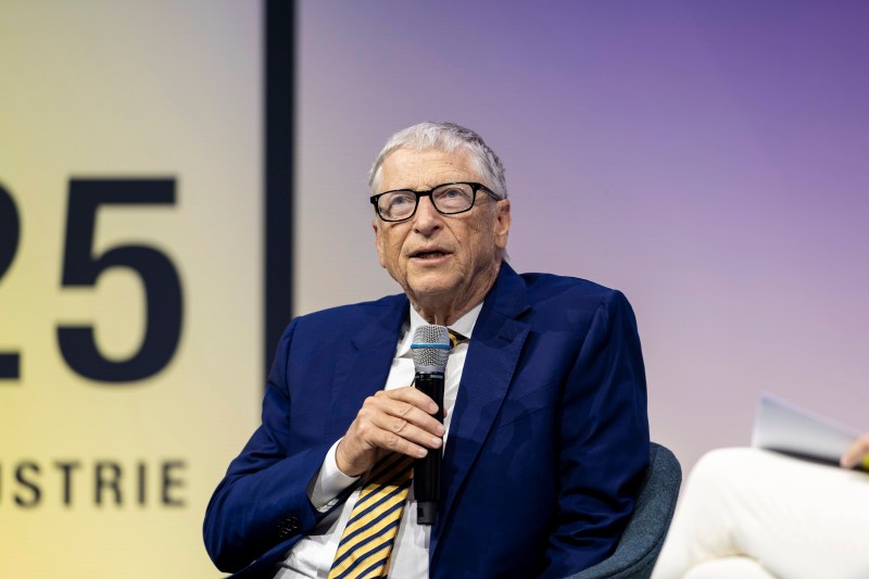 Bill Gates has canceled his scheduled speech at a world summit on artificial intelligence