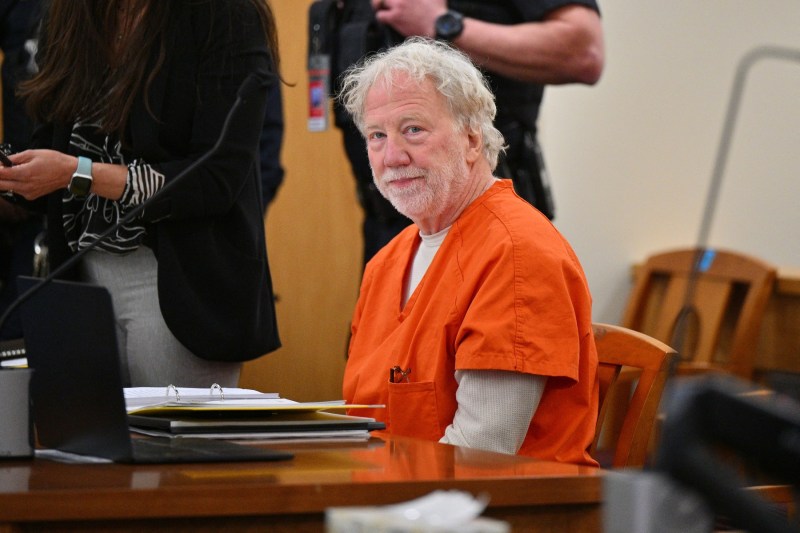 Timothy Busfield, formally indicted for sexually abusing twins. The case of the actor from the popular series 