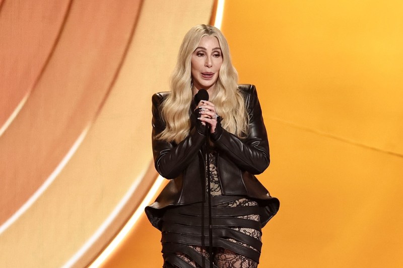 VIDEO. Huge blunder on the Grammys stage. 