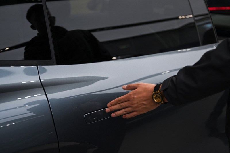Major change in electric cars. China bans the detail that has become a death trap
