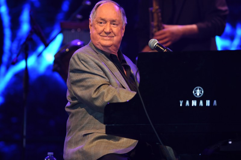 Neil Sedaka is dead. The famous American singer and songwriter was 86 years old