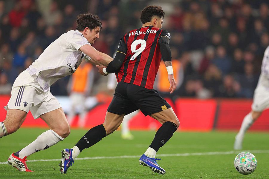 Manchester United and Bournemouth gave a recital: 4 goals, red card and controversies