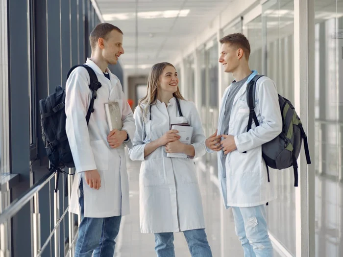 RoMeDi announces that it will launch partnerships with universities and hospitals in the country PHOTO: Pexels