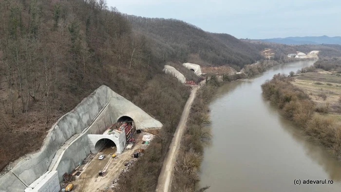 The tunnels on the Mureș Valley. Photo: Daniel Guță. TRUTH