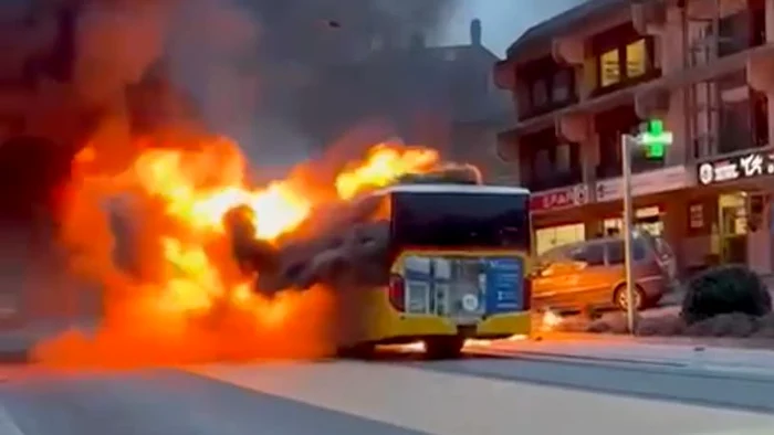 The bus caught fire PHOTO: X