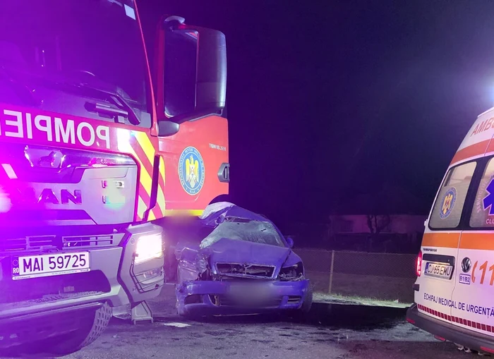 A 3-year-old girl and a man lost their lives in a serious road accident PHOTO: Actual de Cluj