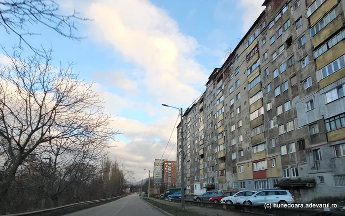 Tower blocks from Lupeni. Photo: Daniel Guță. TRUTH