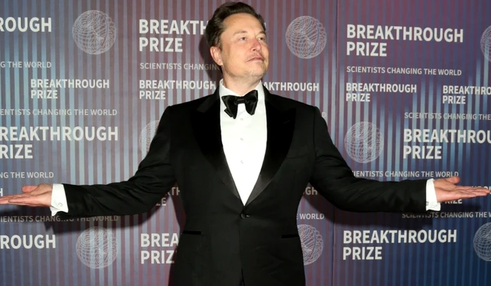 Elon Musk wants to save American airports PHOTO: Shutterstock