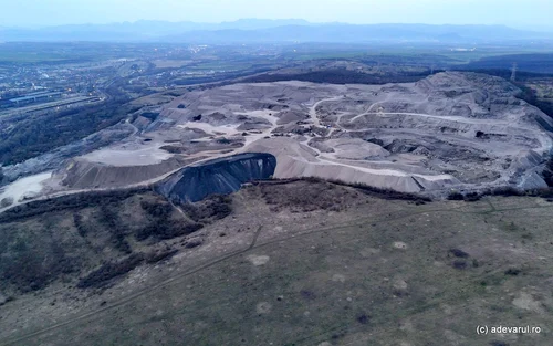 The slag heap of the combine Photo Daniel Guță THE TRUTH jpg