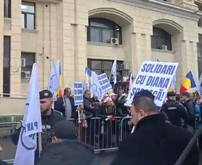 Sosoacă is at the General Prosecutor's Office PHOTO: Video capture