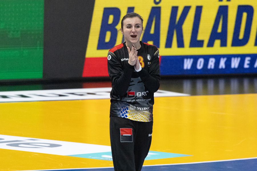 Romania - Slovakia, in the 4th stage of the EHF Euro Cup » Stefania Stoica returns to the team