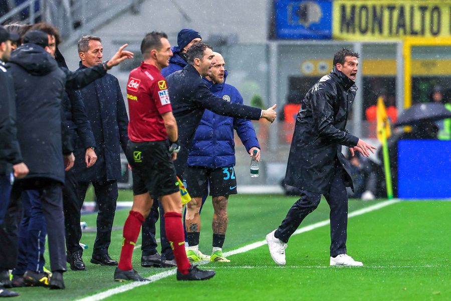 Cristi Chivu found out the sanction after the match with Atalanta » Who keeps his place on the bench at Inter in Sunday's round