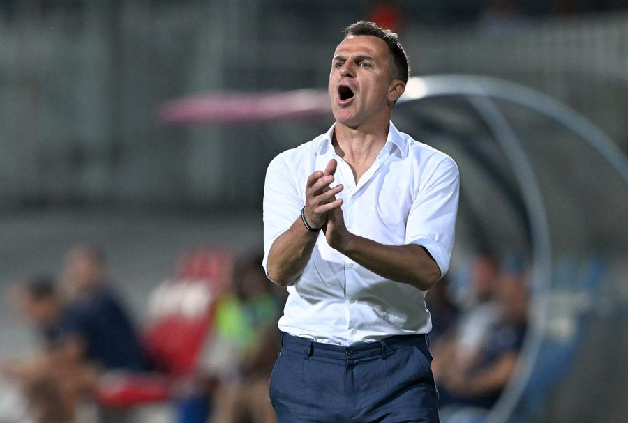 Oțelul Galati has chosen its new coach! Tonight he comes to sign the contract