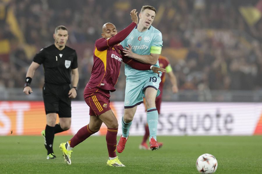 Who will Ionuț Radu face in the 