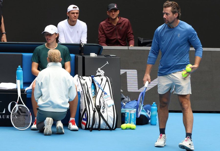 The key person in the staff of the former WTA leader, pointed with the finger: 