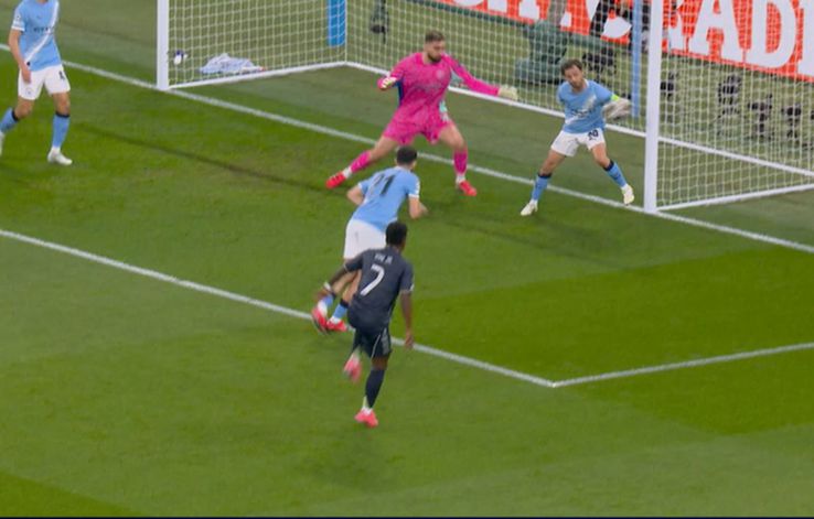 The heist committed by Bernardo Silva