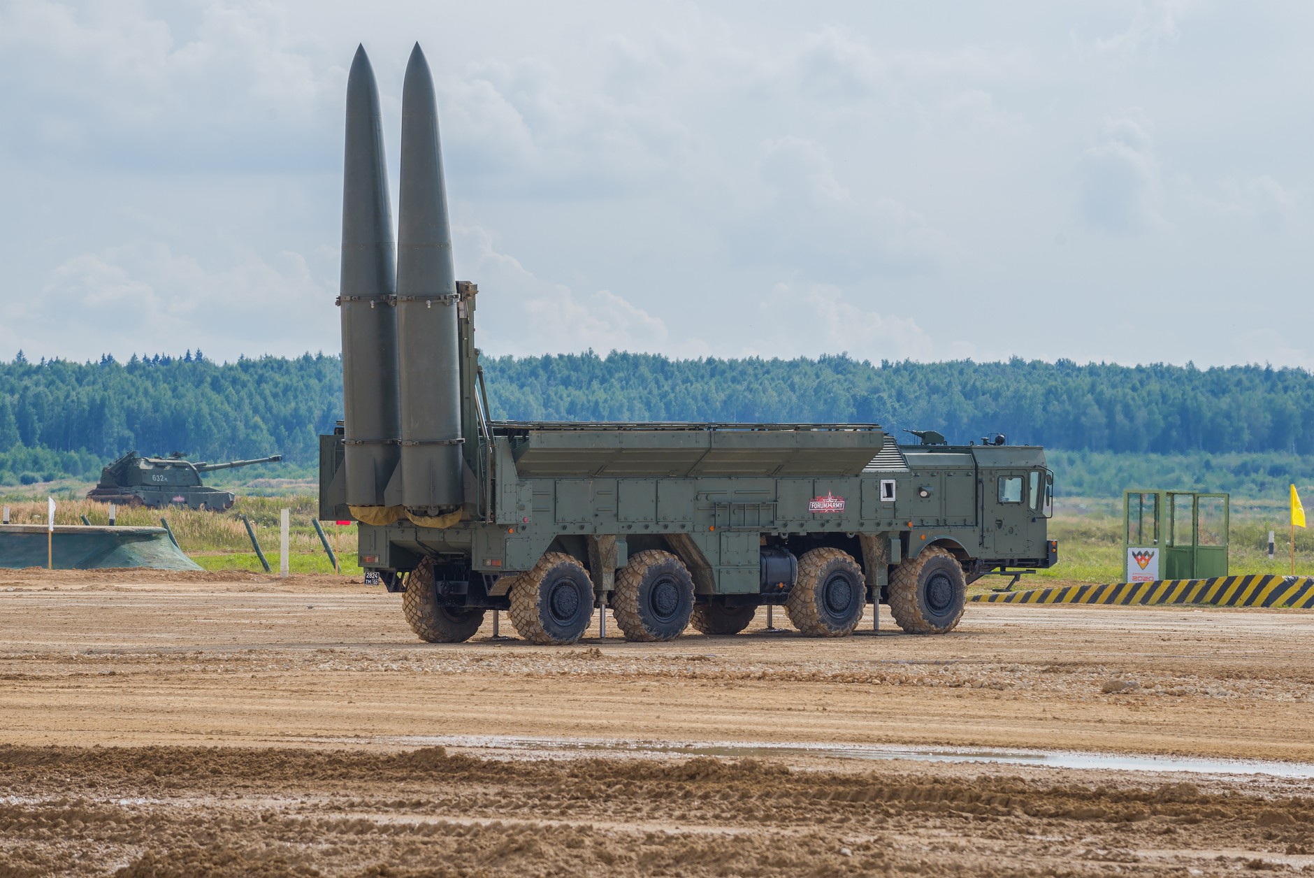 Iskander missile launcher (illustrative photo)