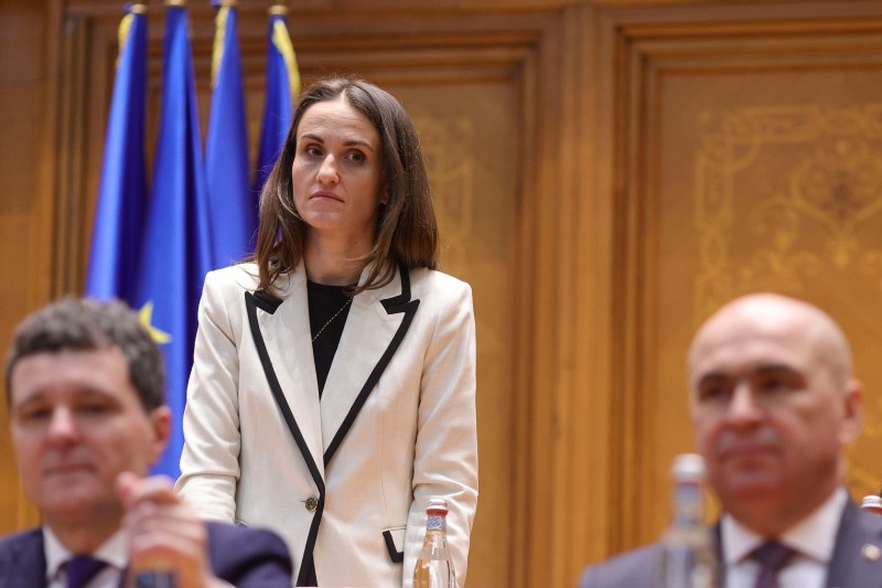 Head of the MAE: All Romanian citizens in the Middle East are safe / Government meeting on Monday morning for repatriation plans