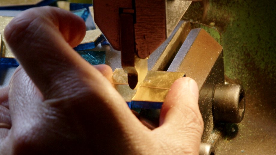 This job requires incredible precision