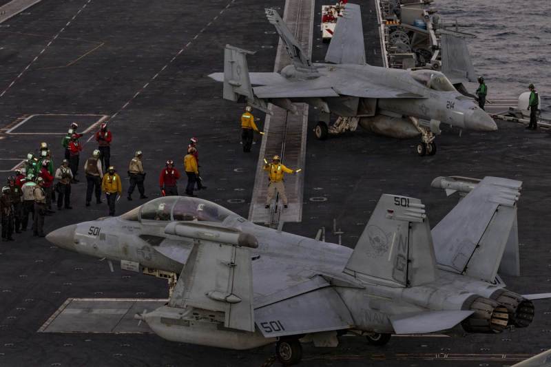 BREAKING Three US servicemen have been killed in action during the military operation in Iran. Five others were seriously injured / US Army Official Announcement