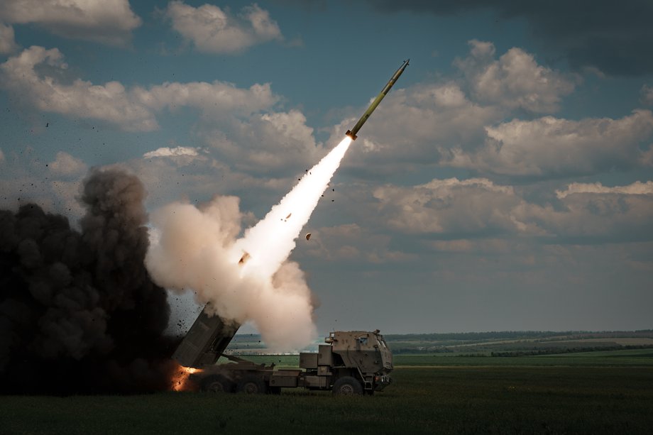 The US fired a new PrSM (Precision Strike Missile) missile into Iran from the HIMARS launcher. In the graphic HIMARS in Ukraine
