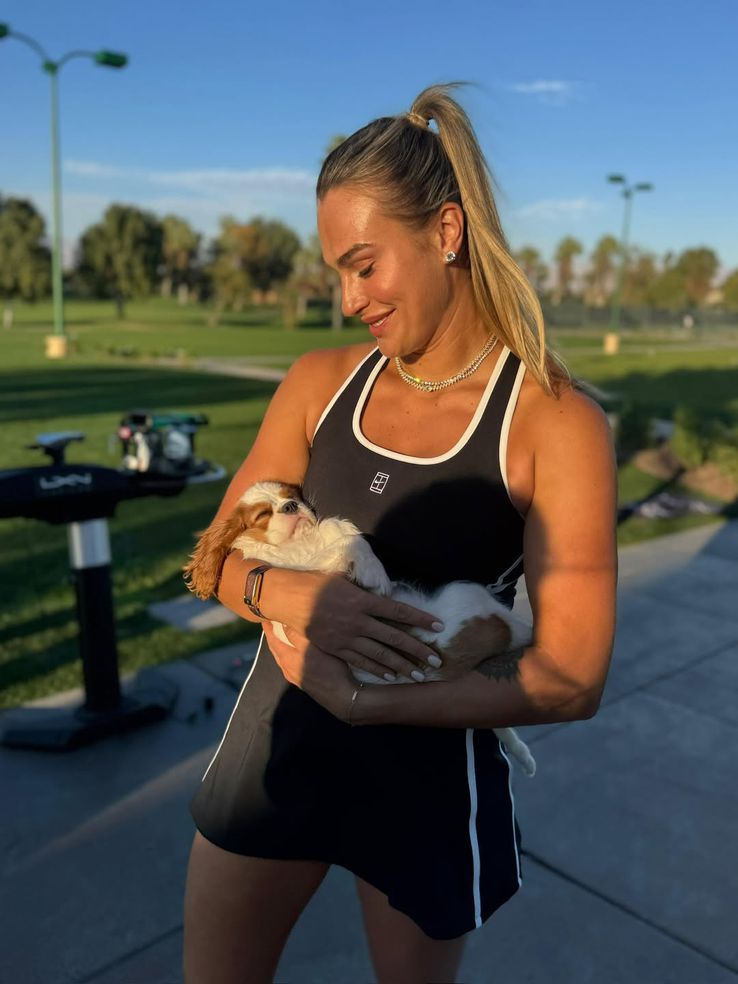 Aryna Sabalenka with Ash, her dog/Photo: Instagram (Aryna Sabalenka)