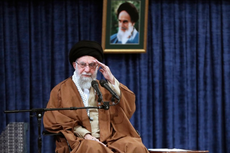 After it becomes official that Ali Khamenei has been killed, the Iranian Revolutionary Guard reacts: 