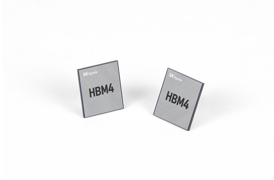 Memory manufacturers are currently investing huge amounts of money in building new and upgrading older factories.