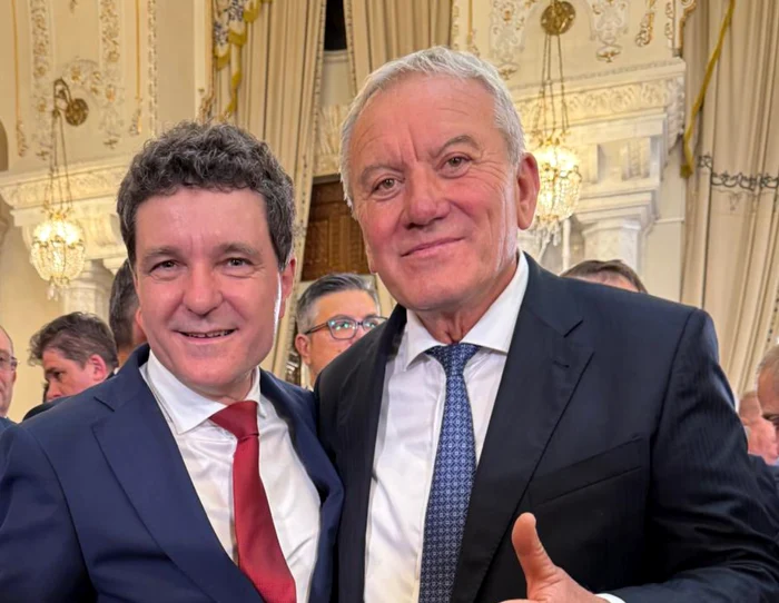 Constantin Toma (PSD), together with Nicușor Dan PHOTO Facebook
