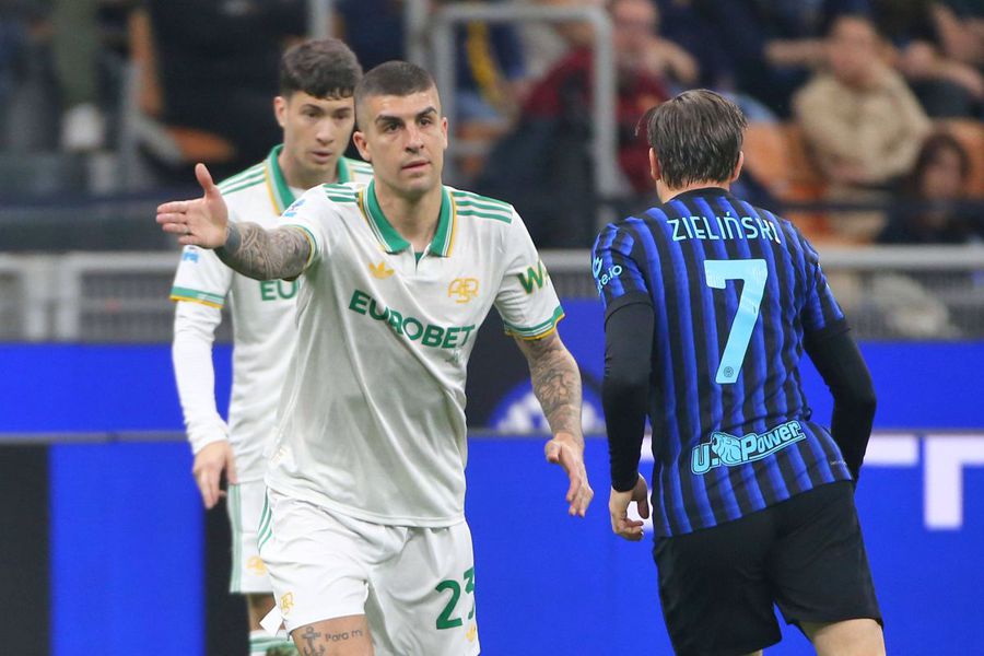 Inter prepares a surprise to strengthen the defense » The international of the rival that Chivu is waiting for in the summer