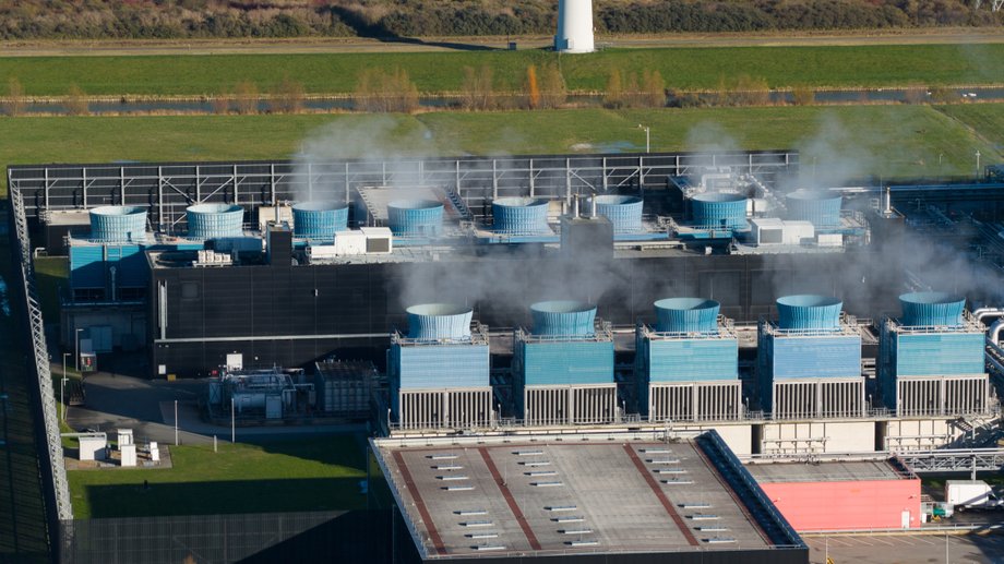 Data centers require special cooling systems. In the photo cooling systems in Eemshaven data centers
