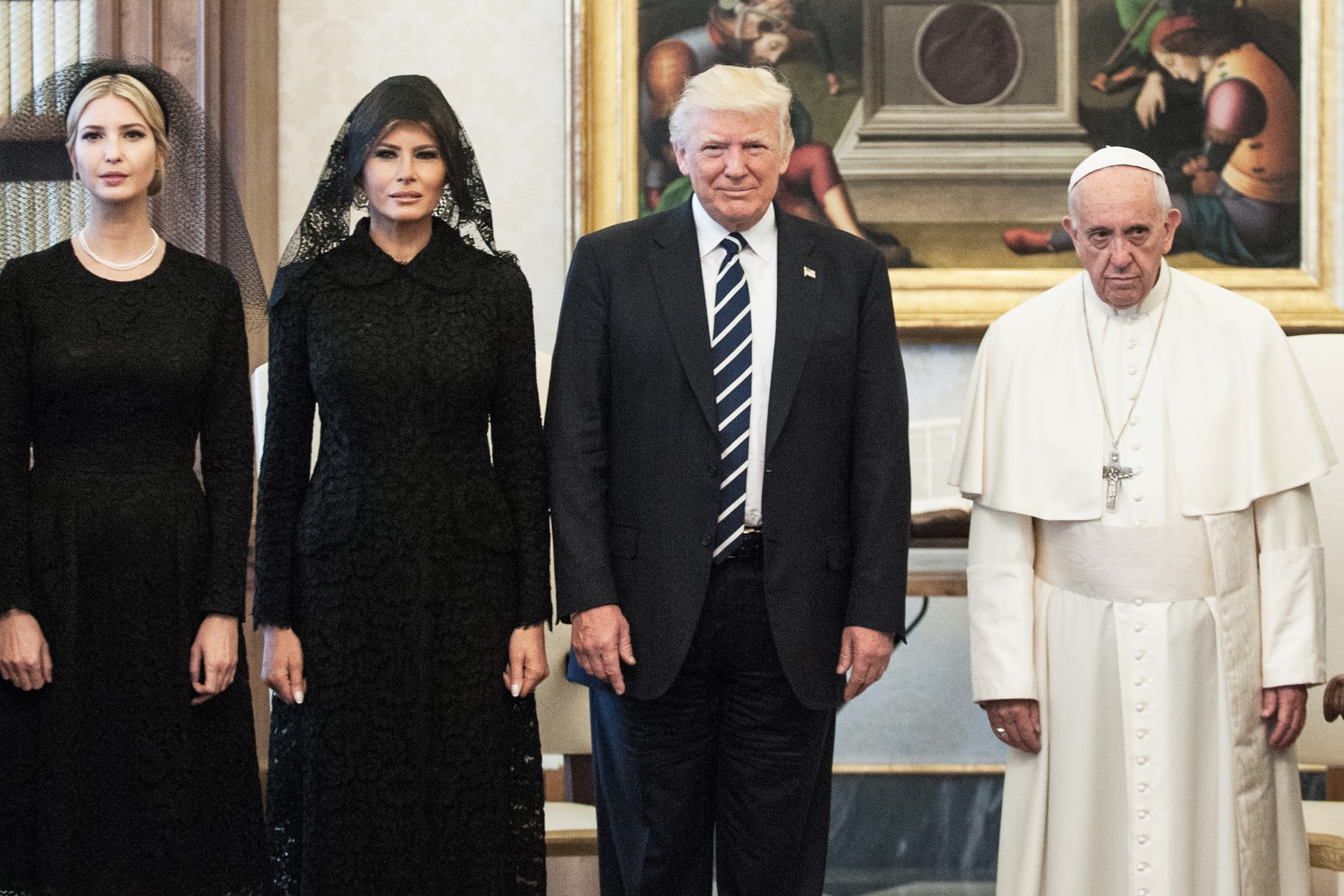 US President Donald Trump, his wife Melania and daughter Ivanka meet with Pope Francis at the Vatican, May 22, 2017.