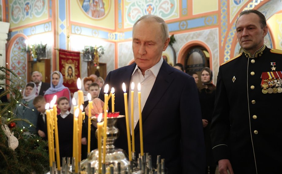 Vladimir Putin in the church of the Great Martyr George the Victorious